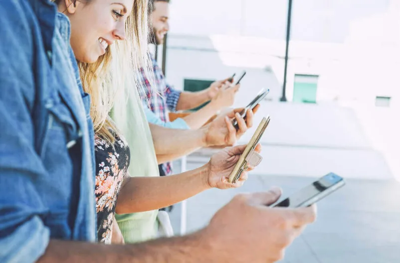 Optimización Multicanal: Cómo Alcanzar el Éxito en Todos los Frentes Digitales. Imagen destacada del artículo de Paruma