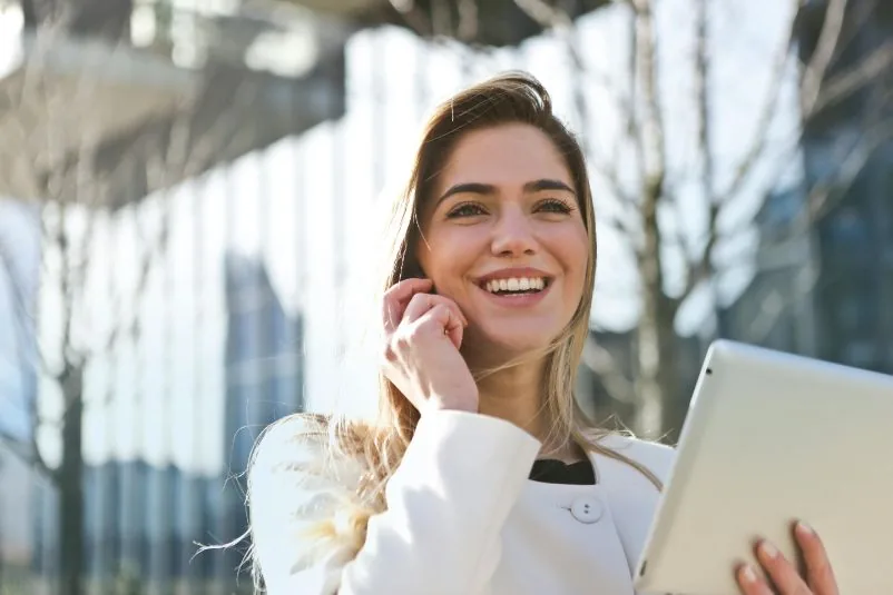Testing de Canales Digitales: Una Colaboración Entre Paruma y una multinacional de telecomunicaciones. Imagen destacada del artículo de Paruma